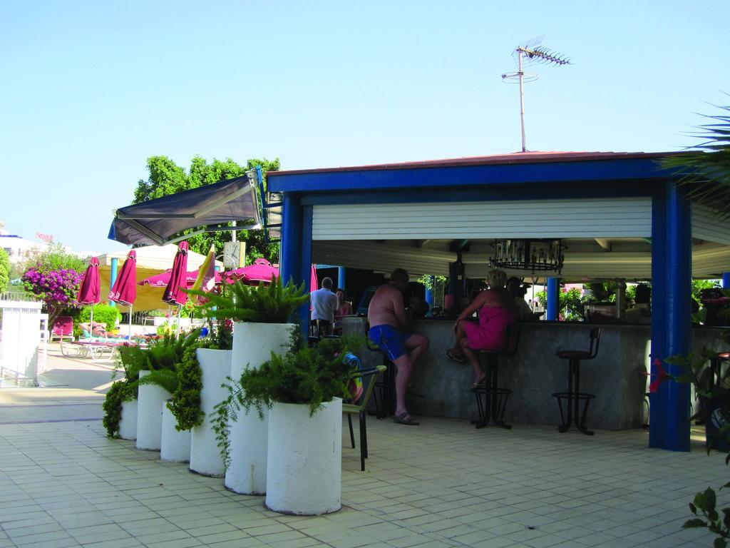 Crown Resorts Elamaris Protaras Eksteriør bilde