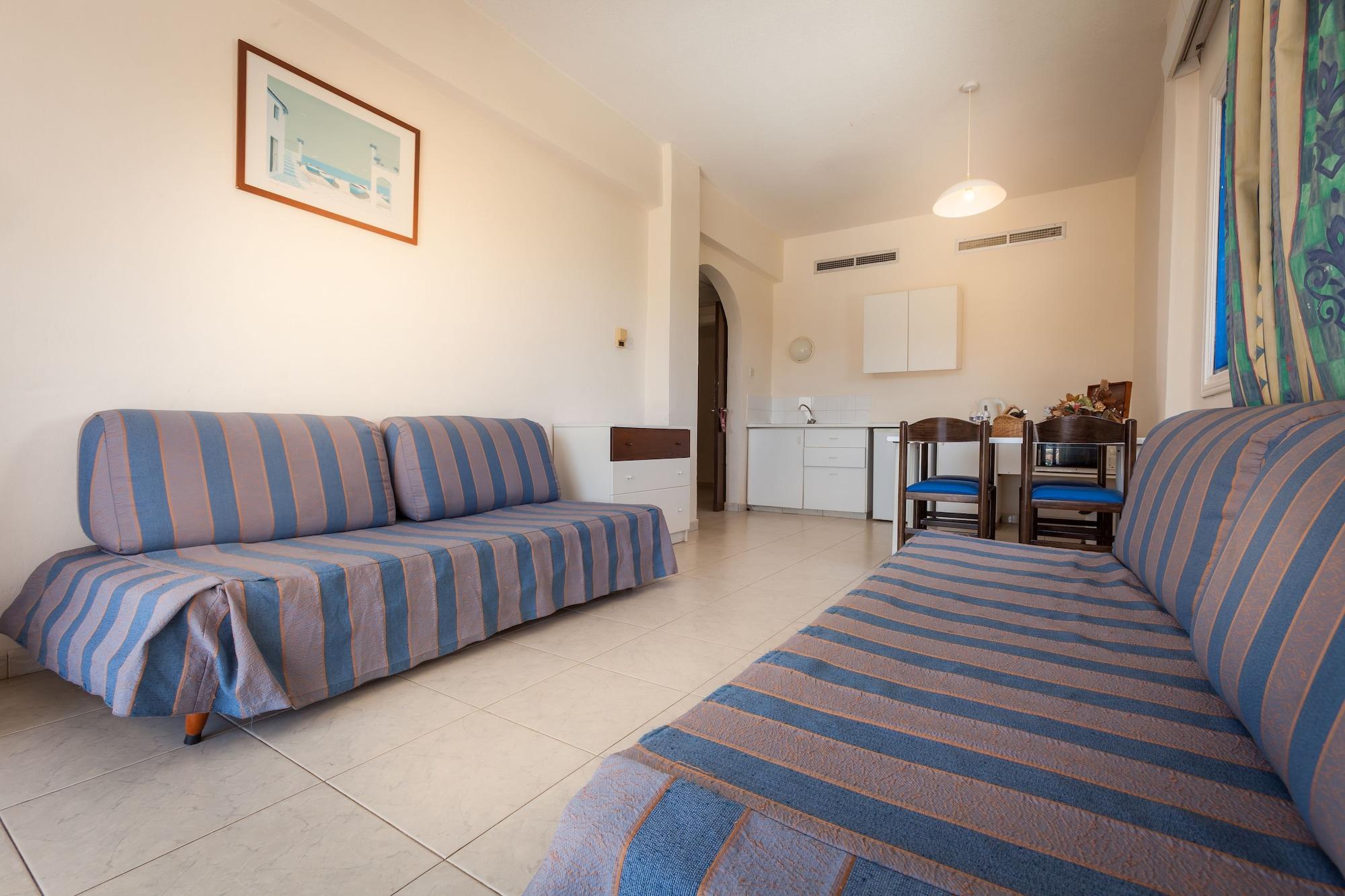 Crown Resorts Elamaris Protaras Eksteriør bilde